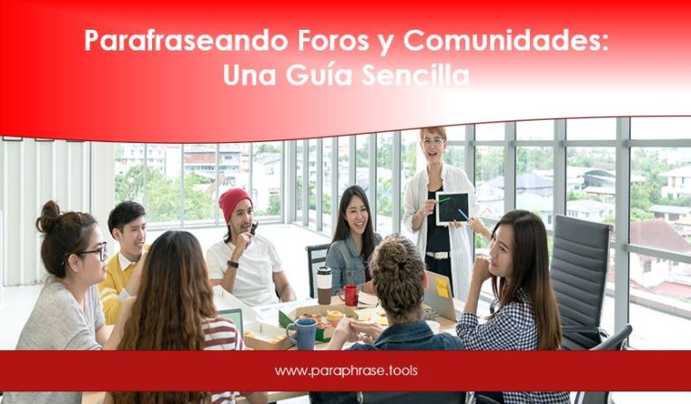 Foto de un grupo de personas sonriendo y sosteniendo libros en una biblioteca